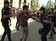 Carga policial a los indignados de Acampada Valencia